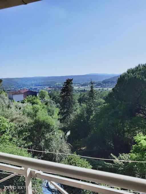 Appartement Au Coeur Du Village De Callian Экстерьер фото